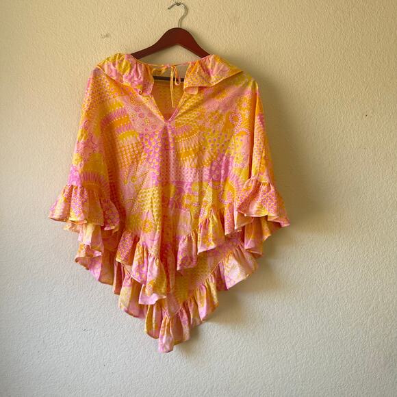 Vintage 70s patchwork ruffle detail poncho size small - Picture 3 of 7